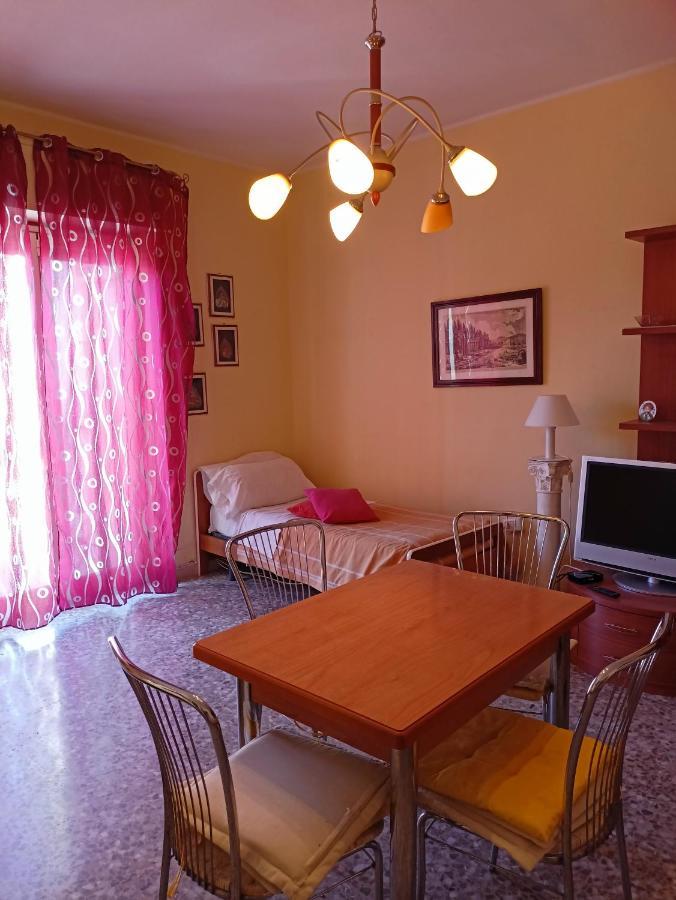 סירקוזה Amuny Sicily Guest House מראה חיצוני תמונה