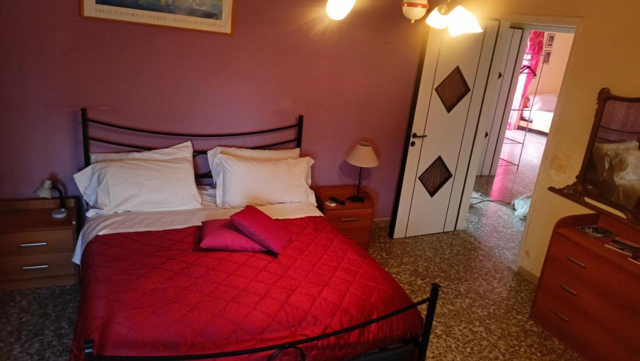 סירקוזה Amuny Sicily Guest House מראה חיצוני תמונה