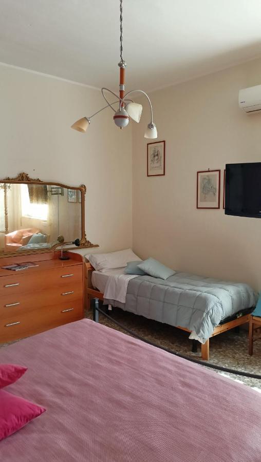 סירקוזה Amuny Sicily Guest House מראה חיצוני תמונה