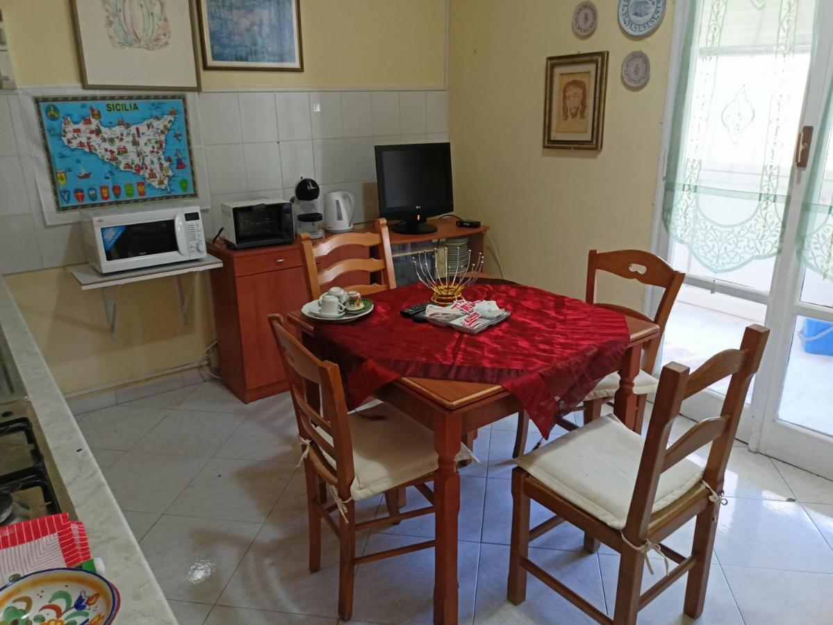 סירקוזה Amuny Sicily Guest House מראה חיצוני תמונה