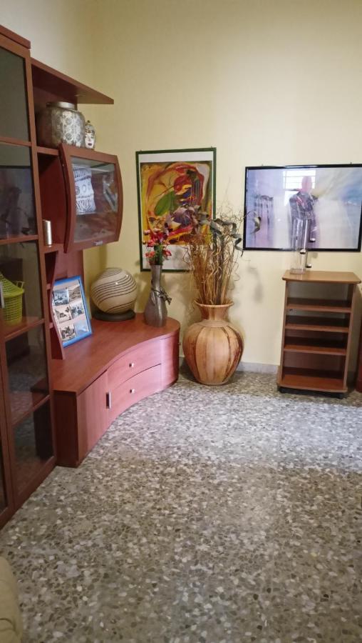סירקוזה Amuny Sicily Guest House מראה חיצוני תמונה