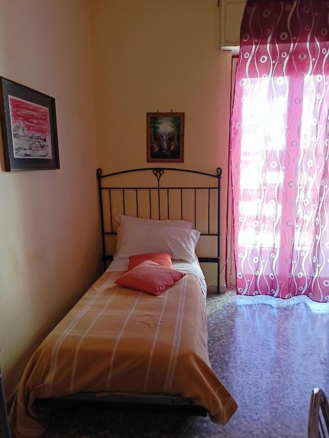 סירקוזה Amuny Sicily Guest House מראה חיצוני תמונה