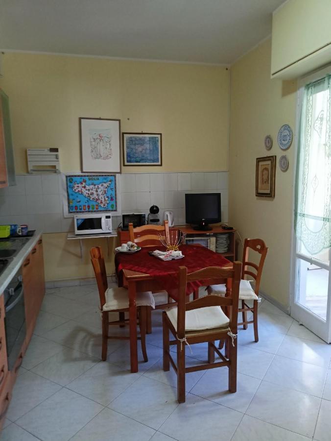 סירקוזה Amuny Sicily Guest House מראה חיצוני תמונה