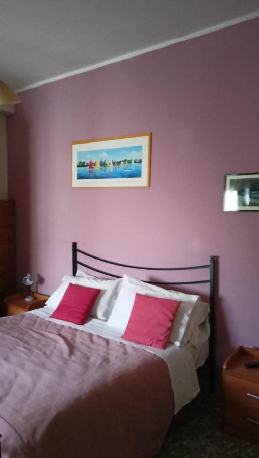 סירקוזה Amuny Sicily Guest House מראה חיצוני תמונה